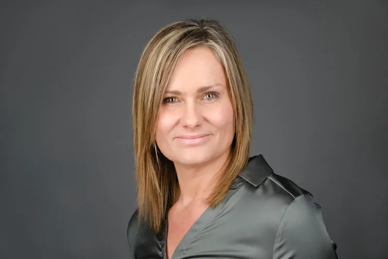 Photo of Nicola McLaughlan